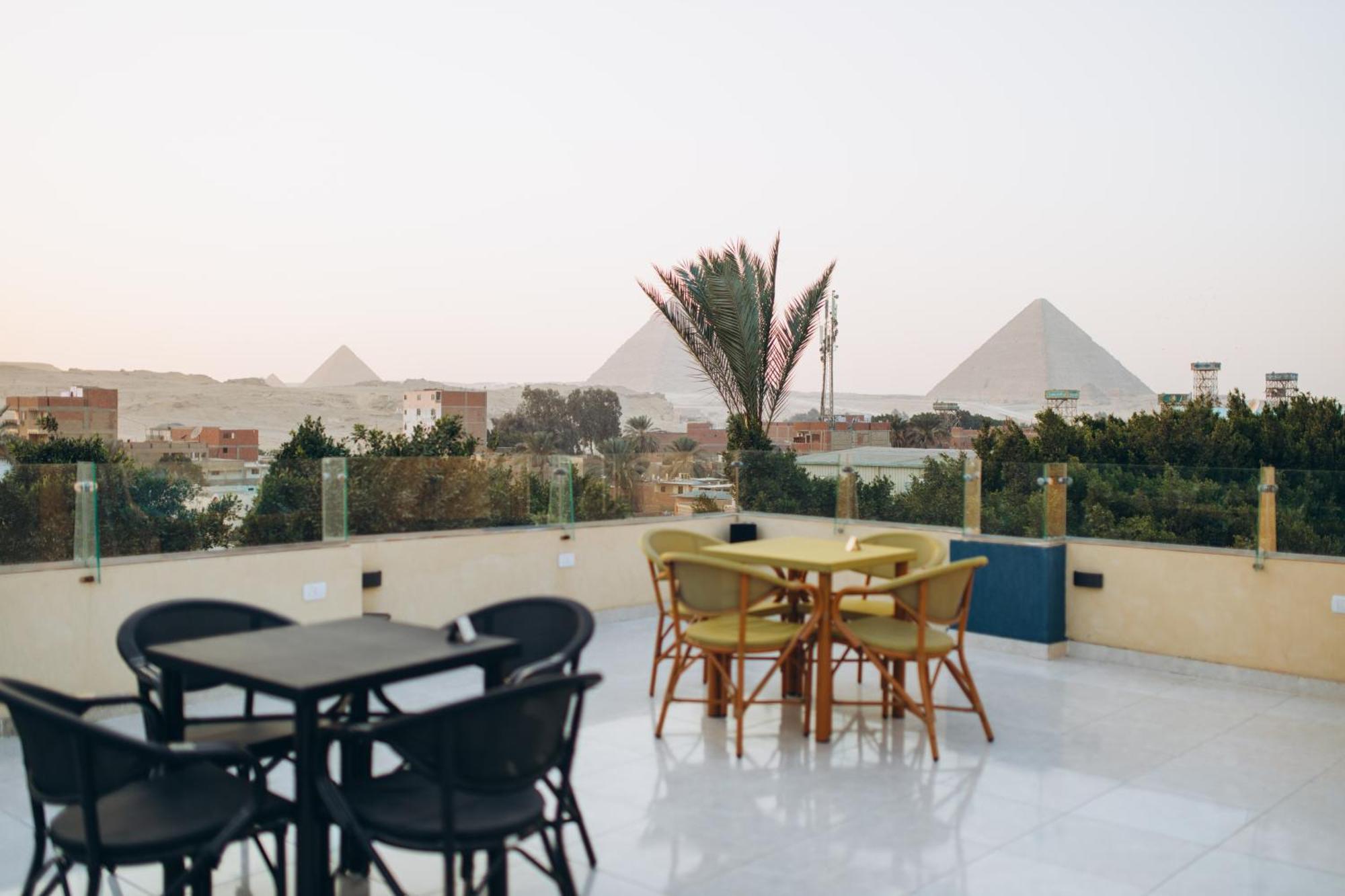 Отель Regent Pyramids View Kafrat al Jabal Экстерьер фото