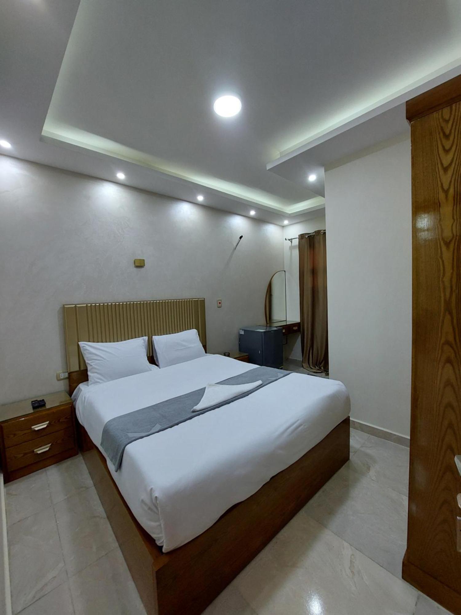 Отель Regent Pyramids View Kafrat al Jabal Экстерьер фото