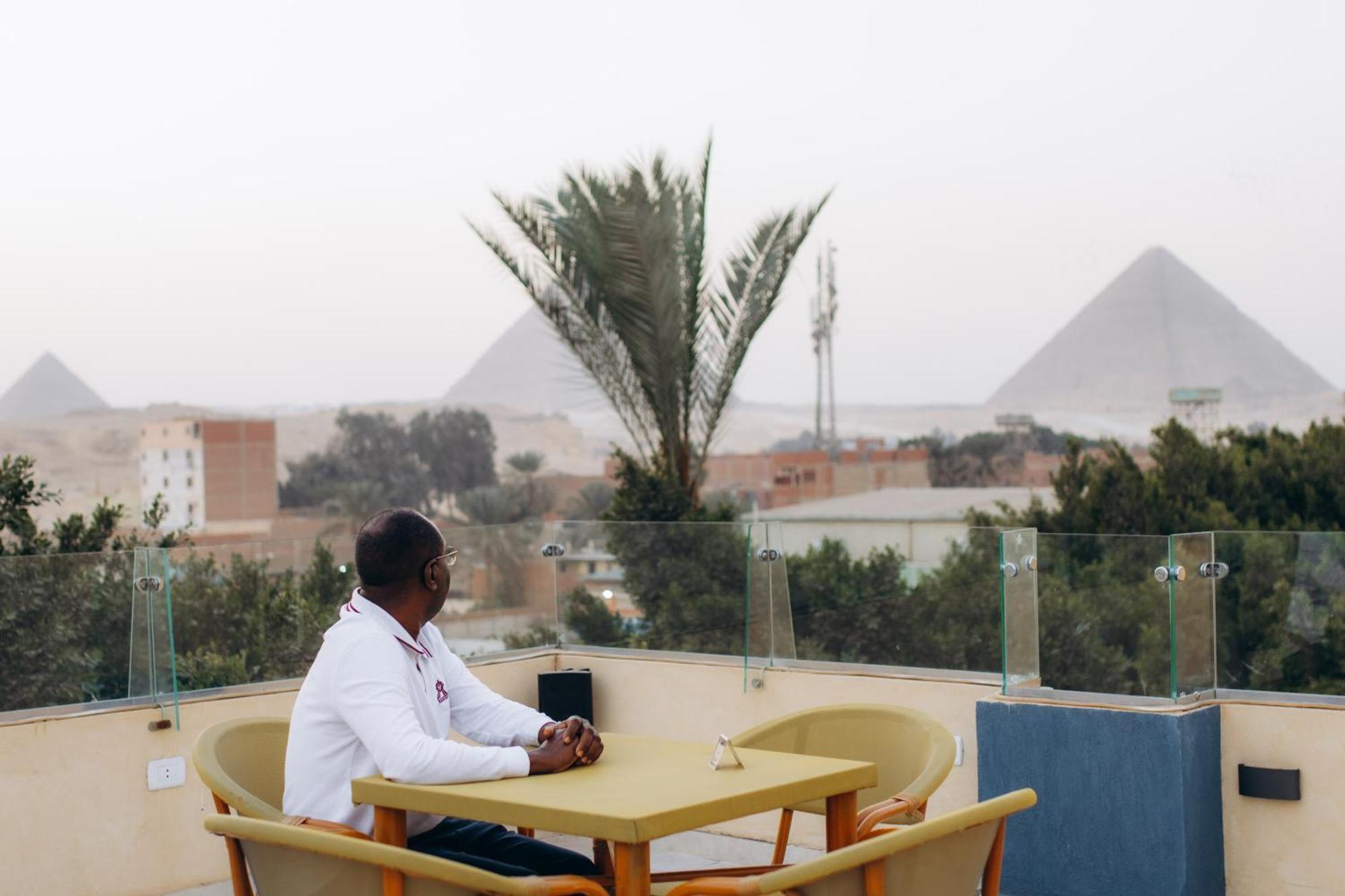 Отель Regent Pyramids View Kafrat al Jabal Экстерьер фото